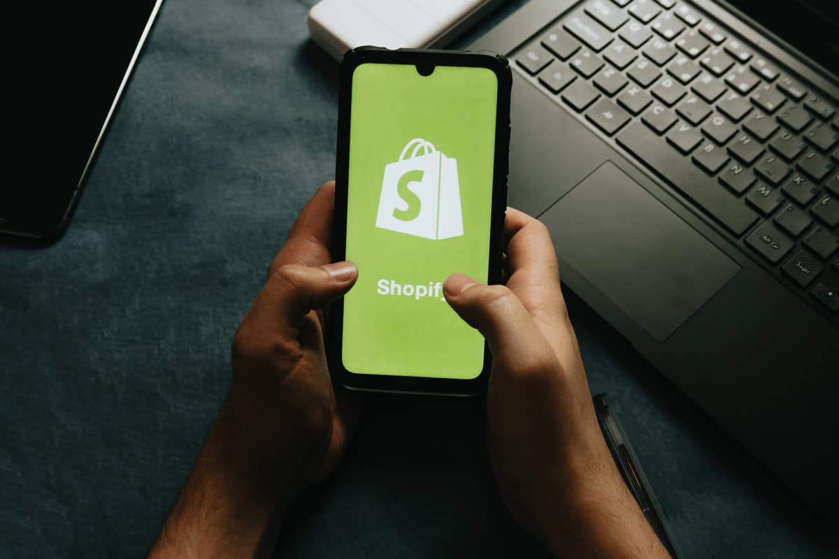 Headless Shopify vs Liquid in 2026: Does It Actually Improve Conversion Rate?