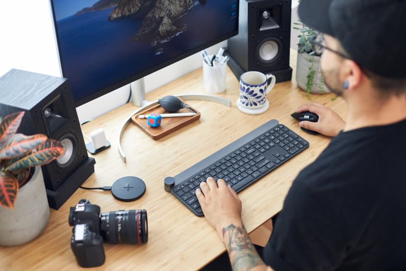 Shopify Theme Customization vs Custom Build in 2026: A CRO Lens